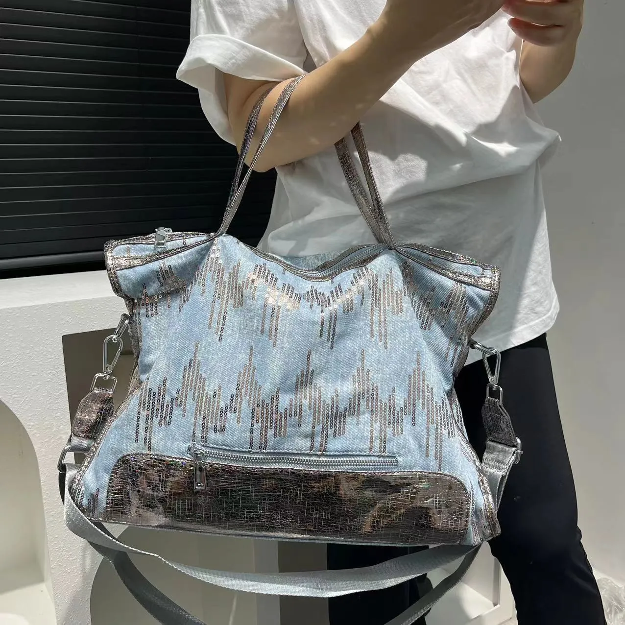 Chic Tie-Dye Denim Tote Bag with Sequin Detail - Elegant Shoulder & Crossbody Handbag for Women, Lightweight & Versatile