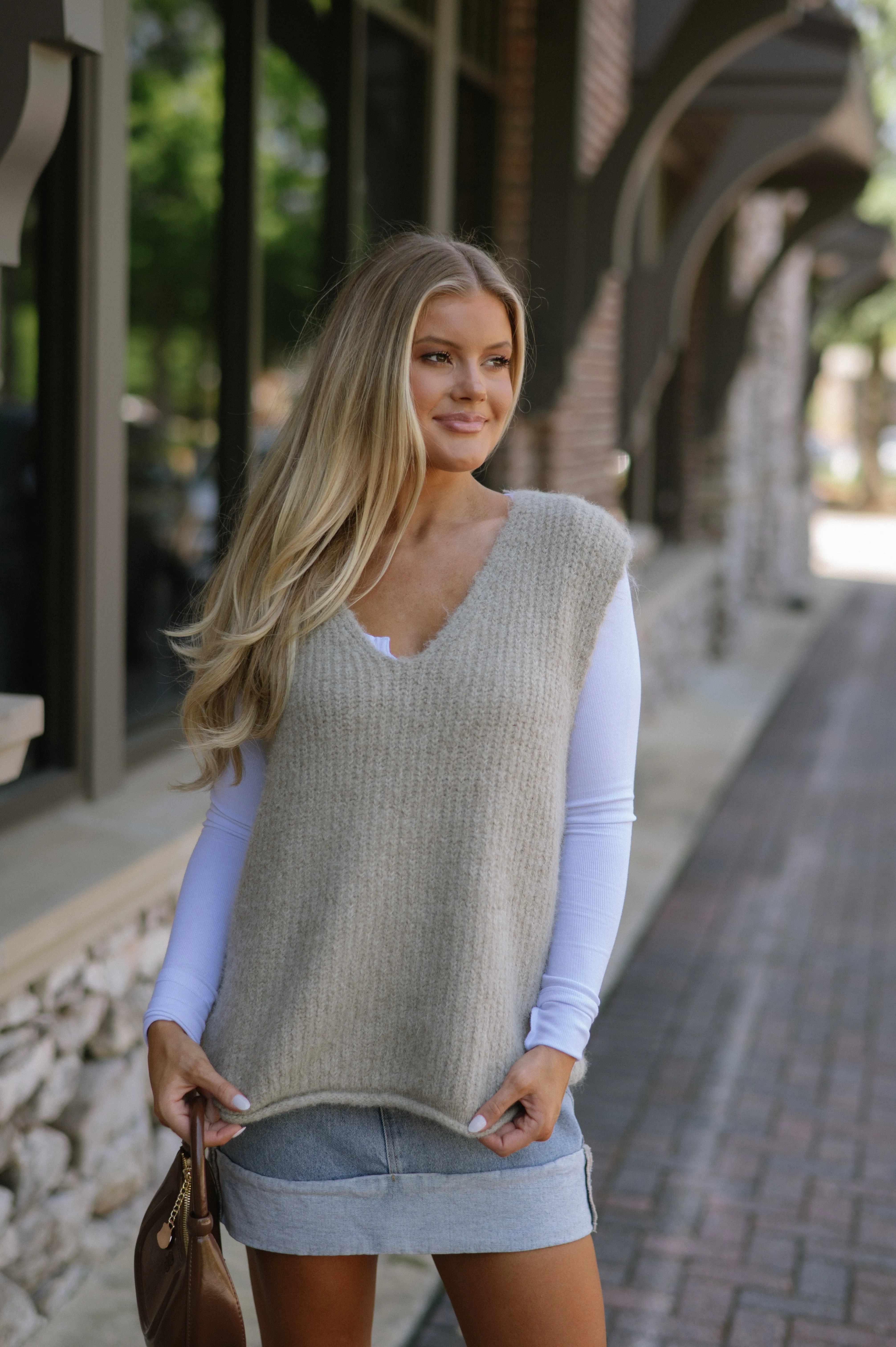 Katella Vest-Taupe