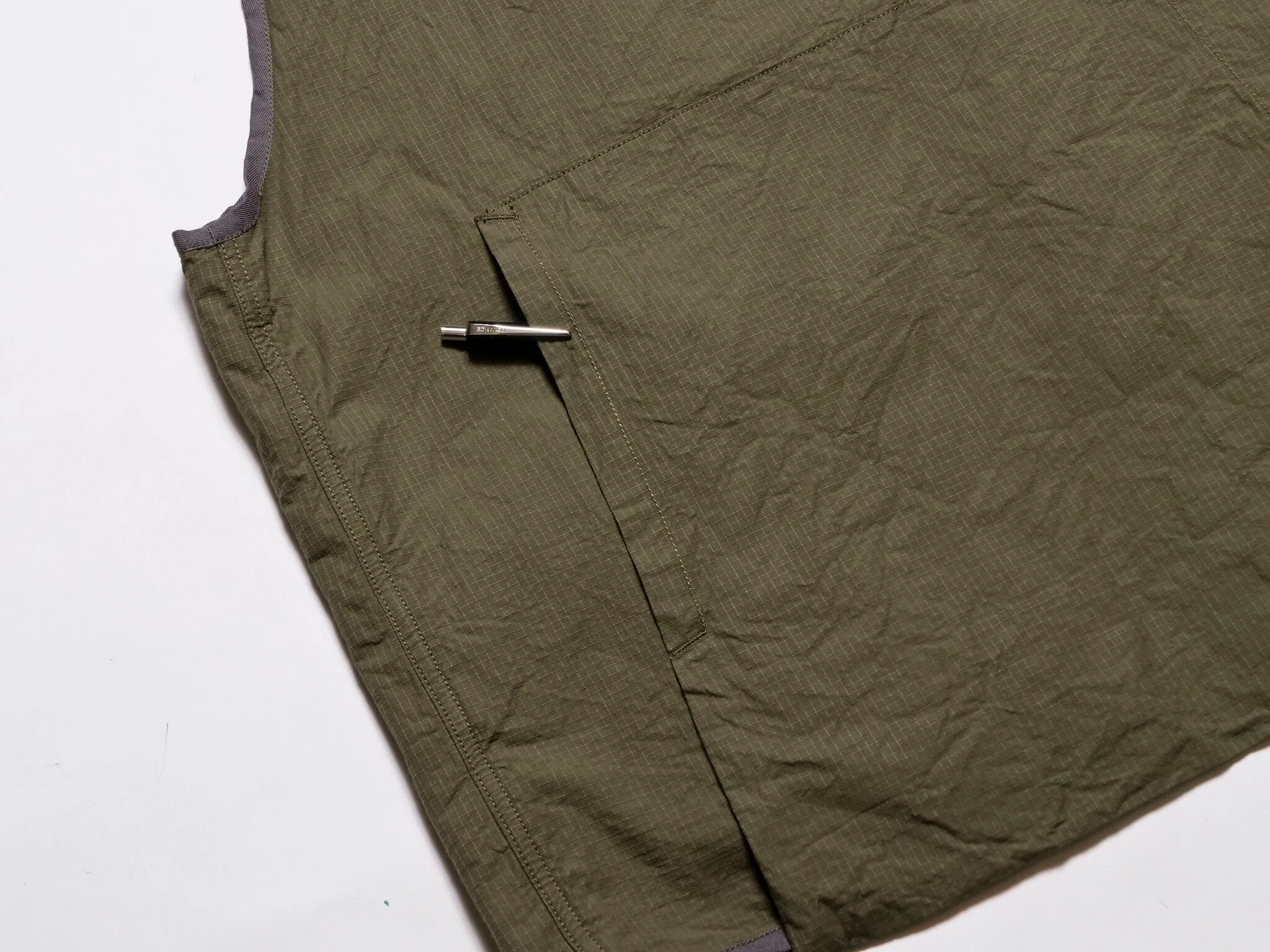 "Bernard III" Cotton Ripstop Vest in Olive Green